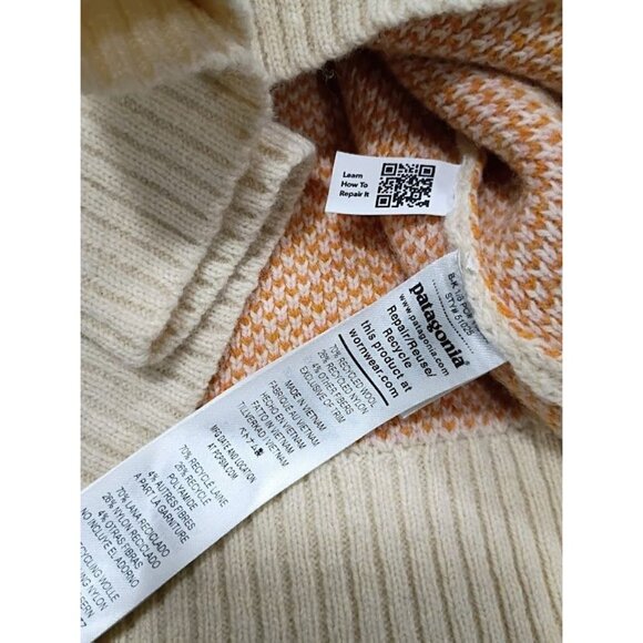 Patagonia Cream Sweater Zigzag Pattern Recycled Wool Blend Size S - Picture 4 of 8